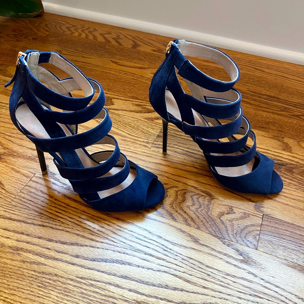 New Maiden Lane Blue Suede Stilleto Sandals Size 7
